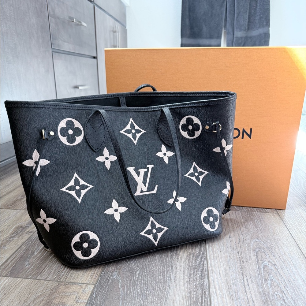 Louis Vuitton Neverfull MM